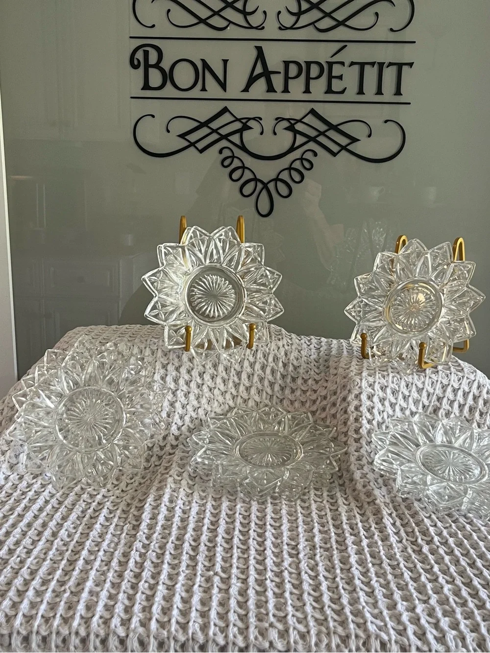 Vintage Federal Glass 6.5 clear petal plates Set of 8 433